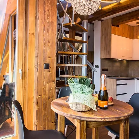Pod Skocznia 4*