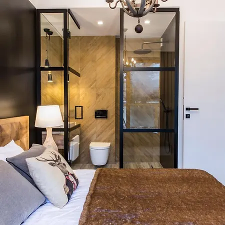 Aparthotel Pod Skocznia 4*