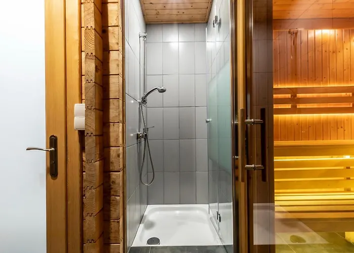 Pod Skocznia Hotel apartamentowy 4*