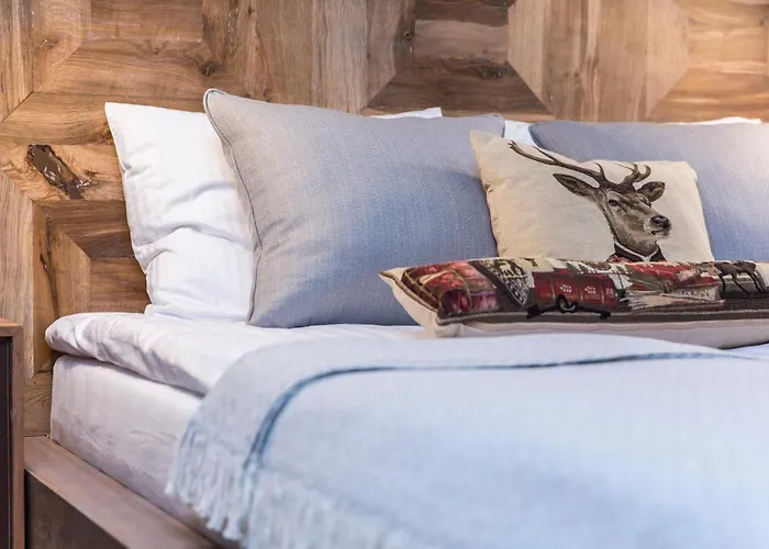 Pod Skocznia Hotel apartamentowy 4*