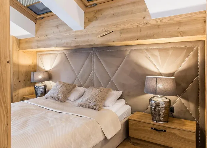 Pod Skocznia Hotel apartamentowy 4*